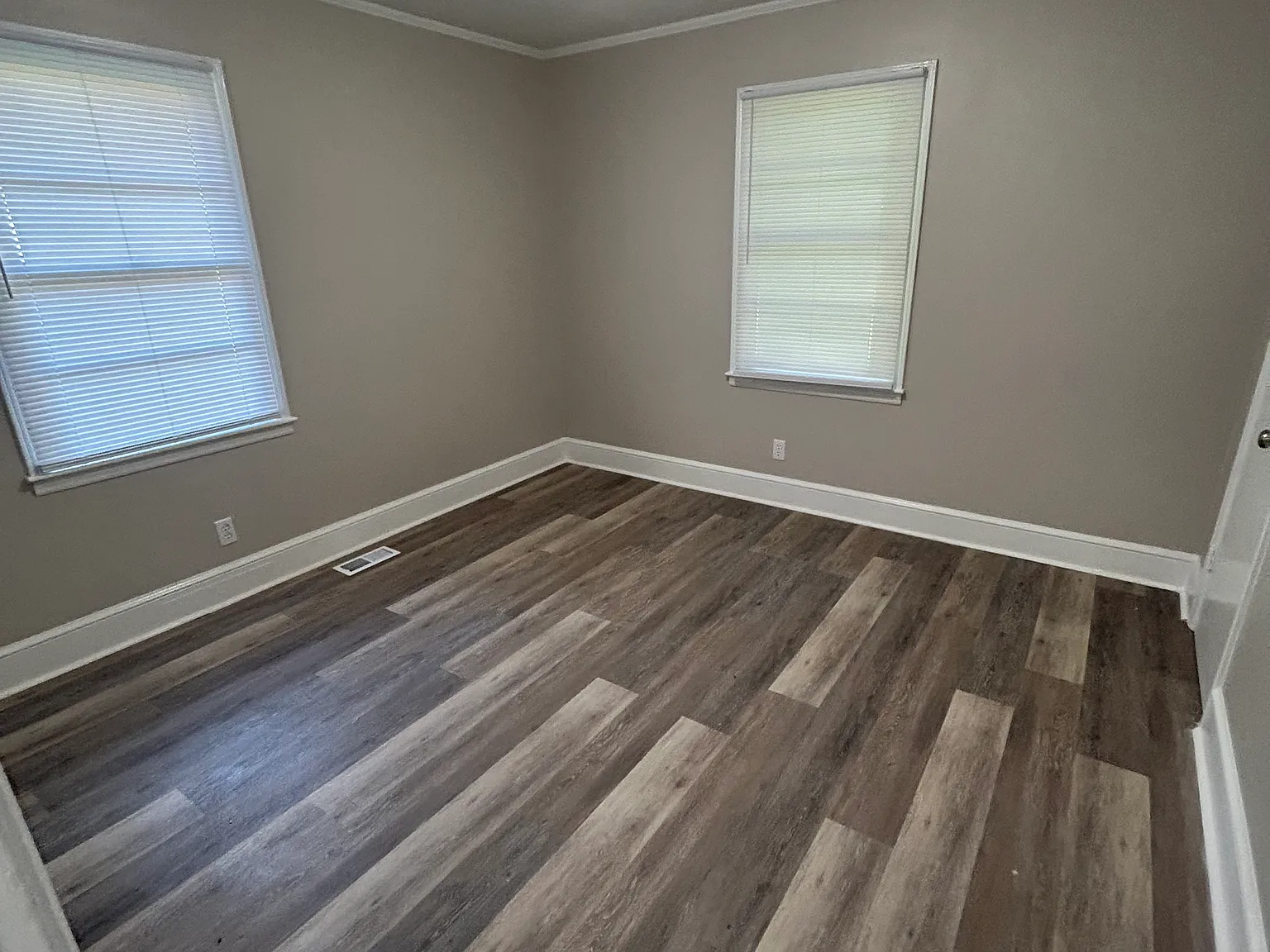 3 bed, 1106 sqft, $1,500 — Photo 4