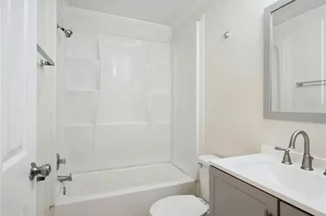 4217 N Johnson St — Photo 7