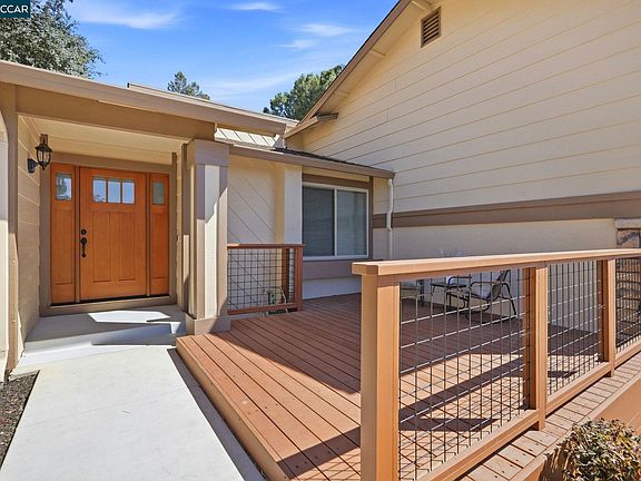 5th image of 1859 Yolanda Cir