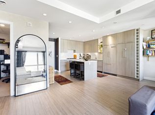 707 E 3rd St #303, North Vancouver, BC
