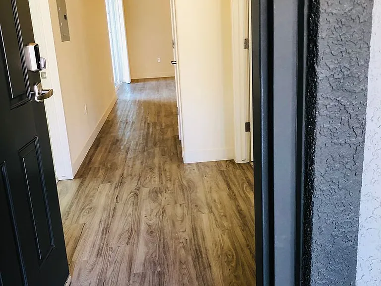 Luxe Ripon Apartments — Photo 49