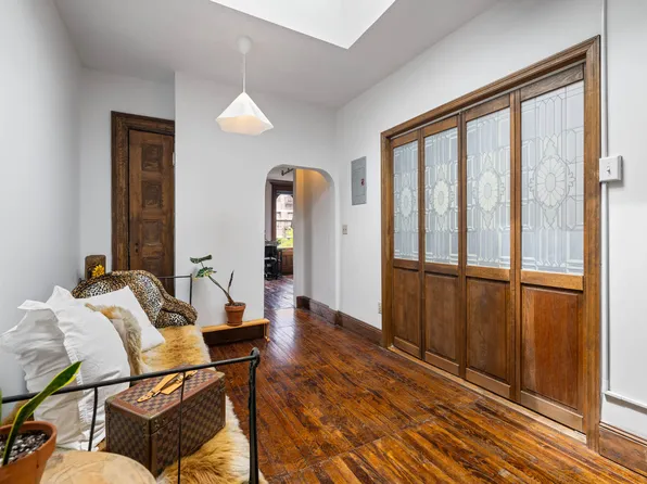 549 West 187th Street image 19 of 31