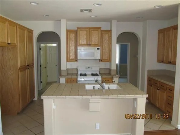 5024 Luckman Way, Elk Grove, CA 95757