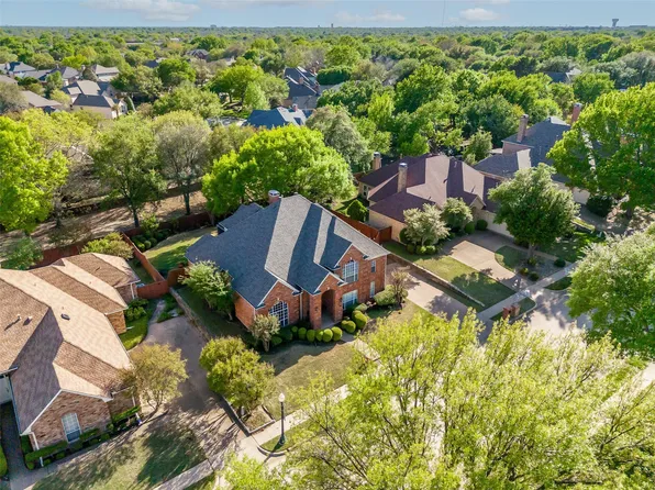 1213 Hills Creek Dr, McKinney, TX 75072