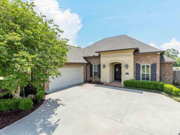 14472 Oak Path Dr, Prairieville, LA 70769