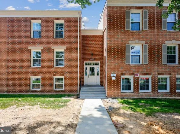 828 Quince Orchard Blvd #10, Gaithersburg, MD 20878