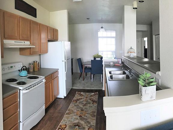 5th image of 727 Beachfront Dr #7948