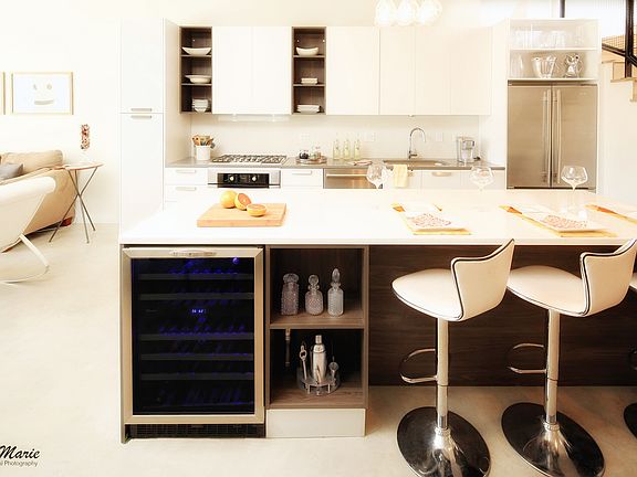 5th image of 4832 N. Clark Street #108