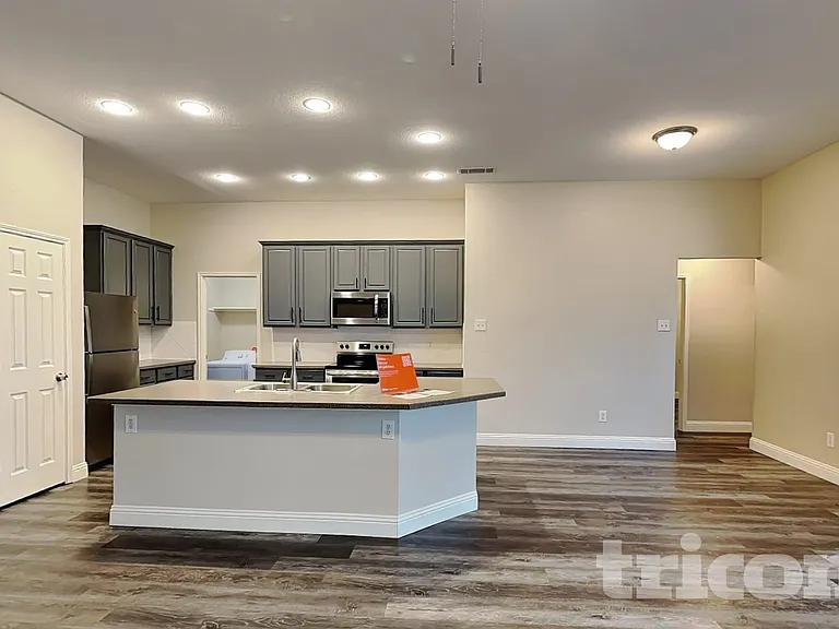 12608 Summerwood Dr — Photo 4