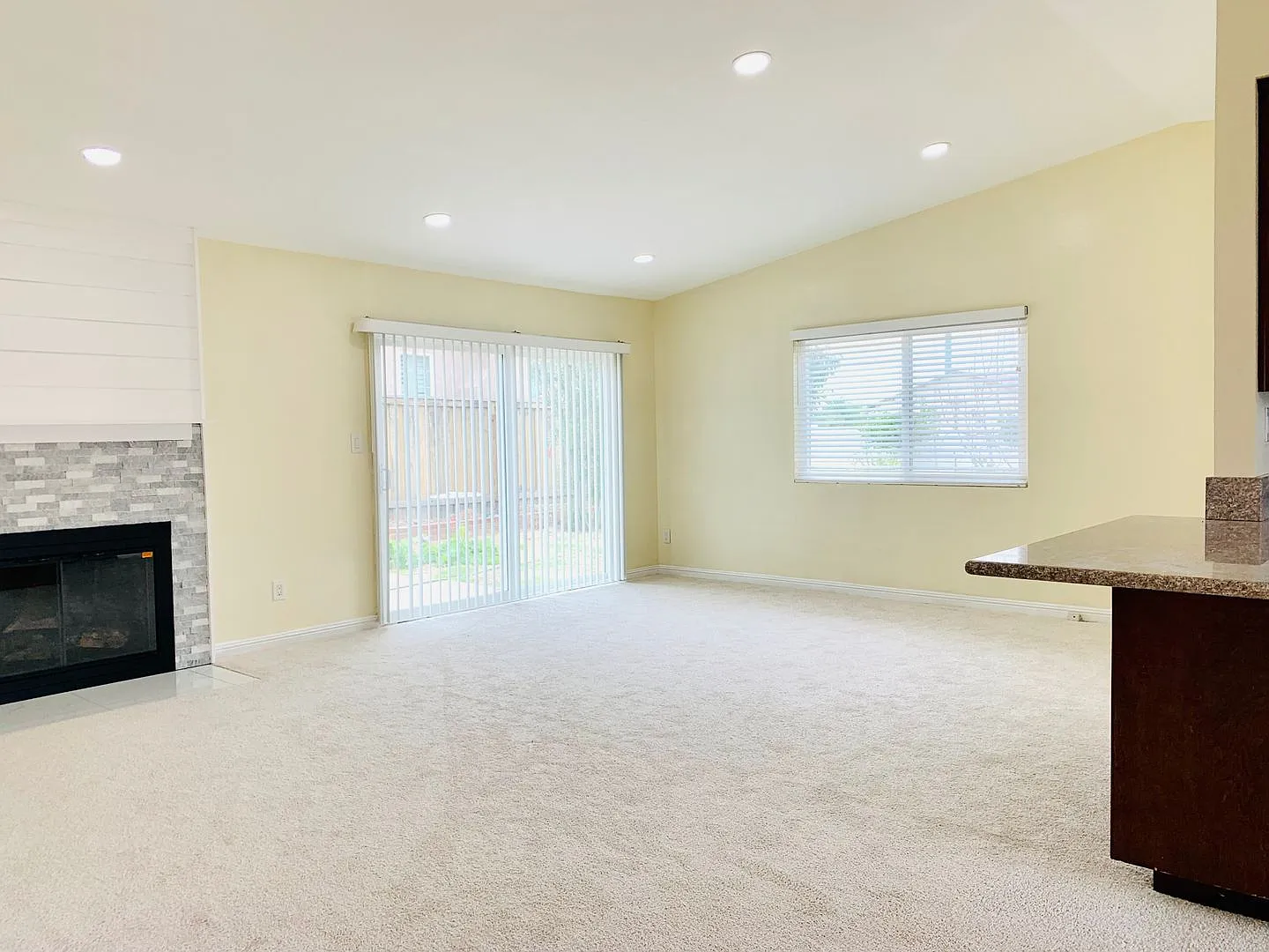 Beautiful And Spacious 3bd/2ba Home In Clairemont! Only $4,295/Mo! - Available September — Photo 4