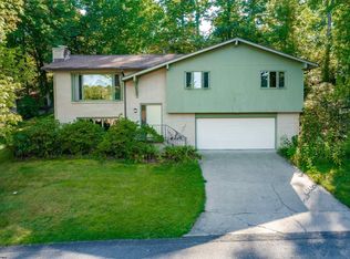 1275 Tartan Ln, Morgantown, WV 26505