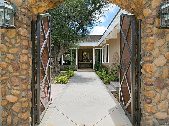 3rd image of 12660 Greenwald Ln