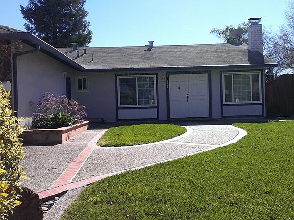 2nd image of 1617 Sierraville Ave