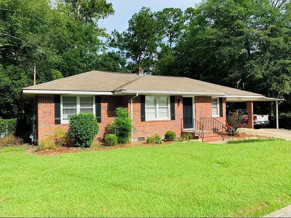 1605 E Pinetree Blvd, Thomasville, GA 31792
