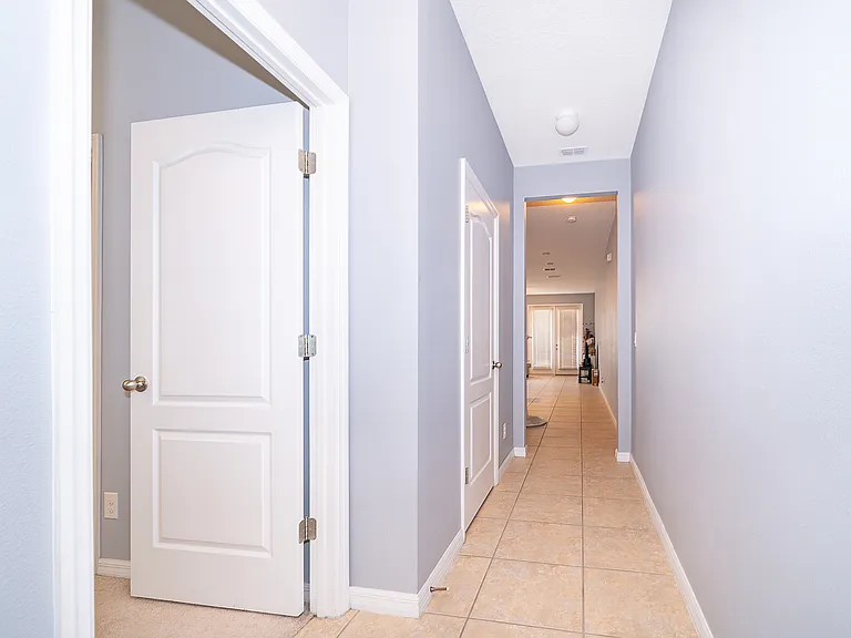 7460 Ripplepointe Way — Photo 4