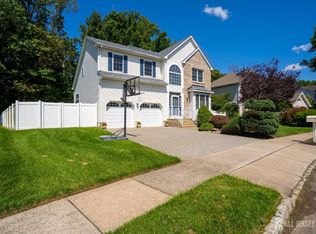 43 Putnam Rd S, Monmouth Junction, NJ 08852