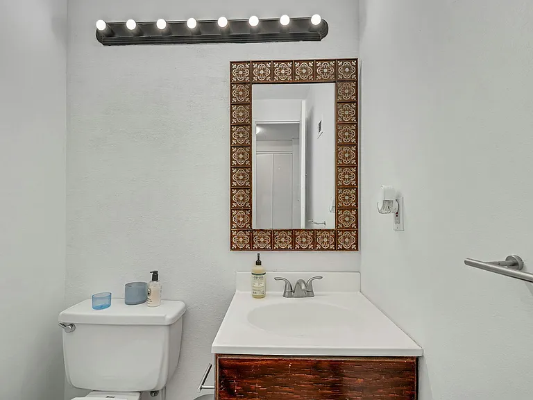 7002 John F Kennedy Blvd E #16H — Photo 8