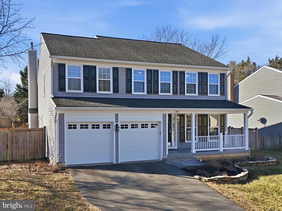 1st image of 207 Grafton Way NE
