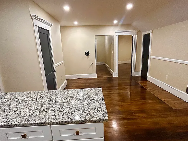 252 Central Ave #3 — Photo 6