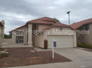 949 E Manor Dr, Chandler, AZ 85225