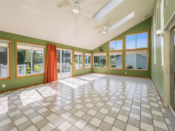 3801 Cedar Park Rd, Fairmont, MN 56031