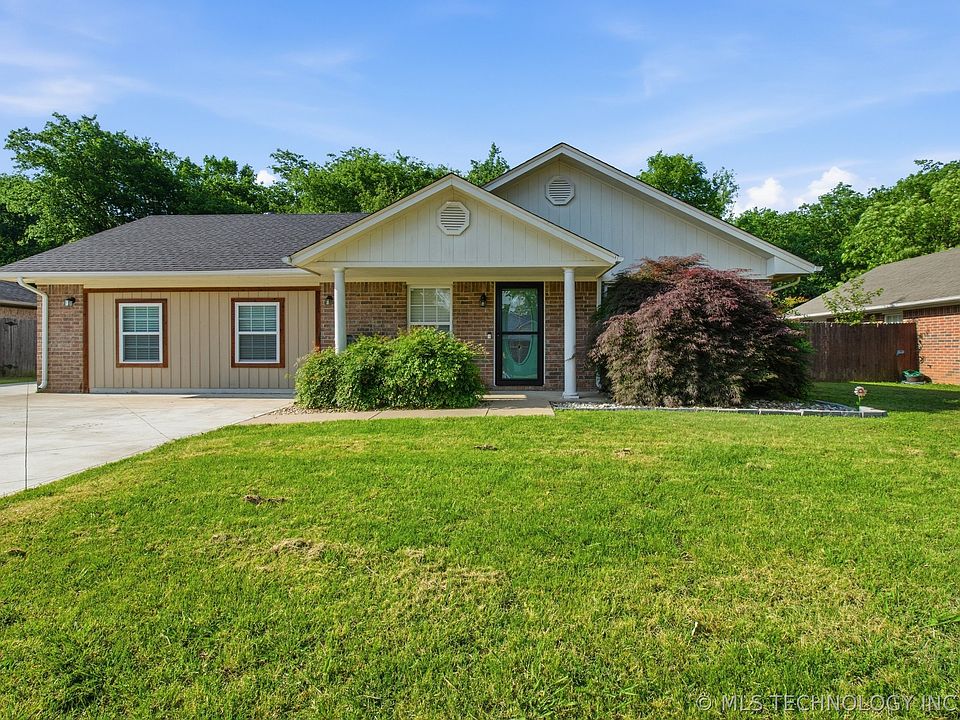 1st image of 24 Natalie Ln