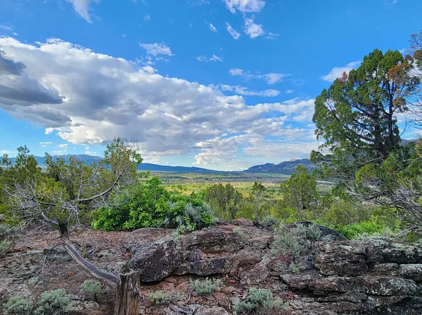 S Juniper Way, New Harmony, UT 84757