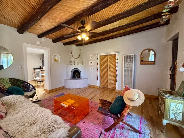 122 W Buena Vista St, Santa Fe, NM 87505