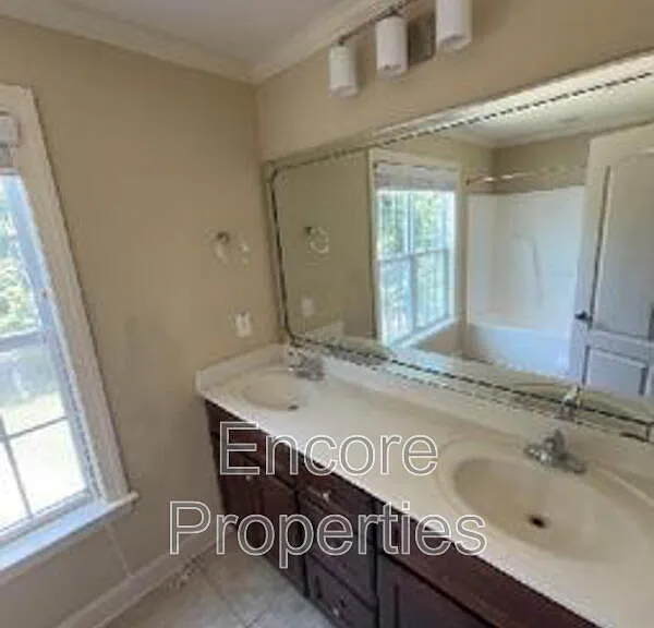 710 Barlang Cir — Photo 8