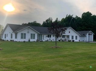 N4997 Hillcrest Rd, Medford, WI 54451