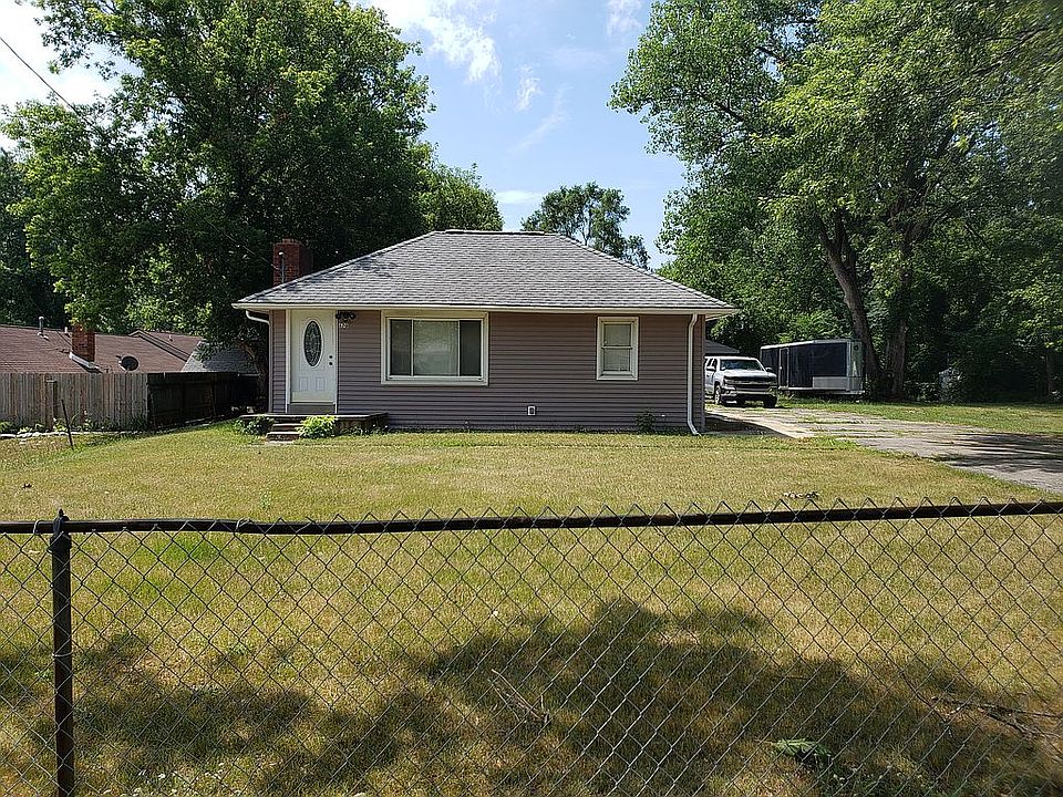 1st image of 870 Hinford Ave