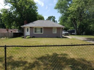 870 Hinford Ave, Lake Orion, MI 48362