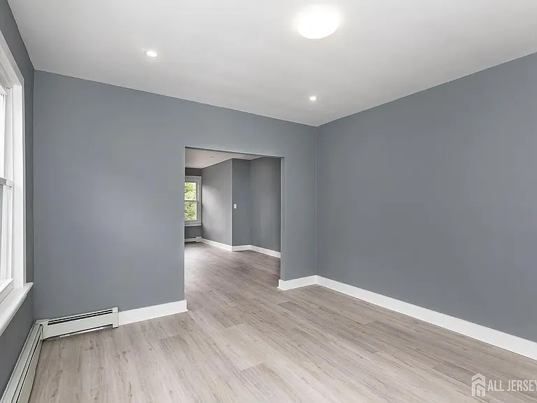 324 Harper Pl #2 — Photo 12