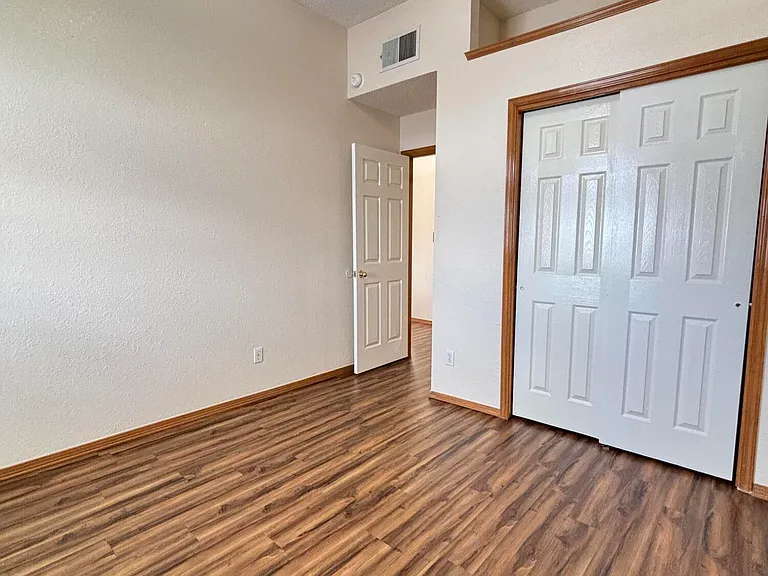 7440 Luz De Lumbre Ave — Photo 17