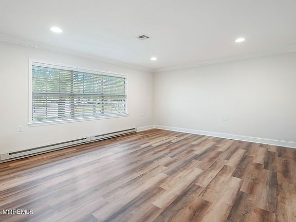 5th image of 640 Plymouth Drive #A