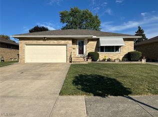 4753 Brook Ln, Brooklyn, OH