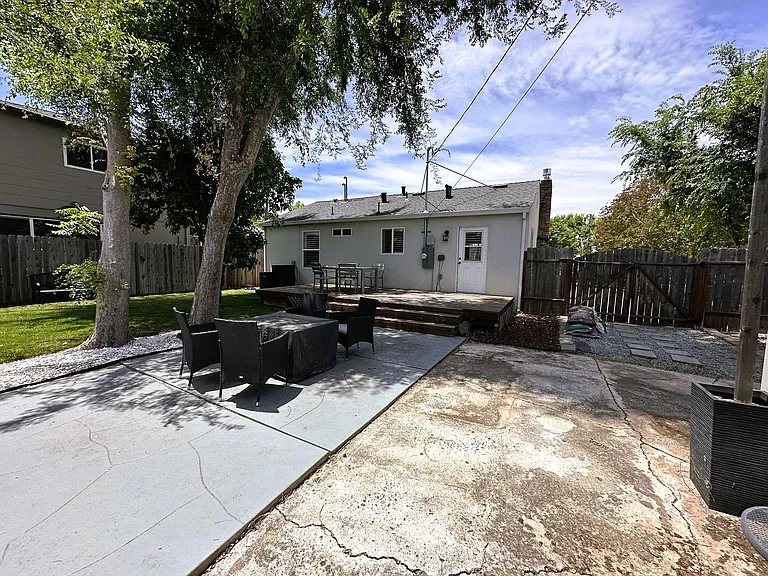 3431 58th St — Photo 18