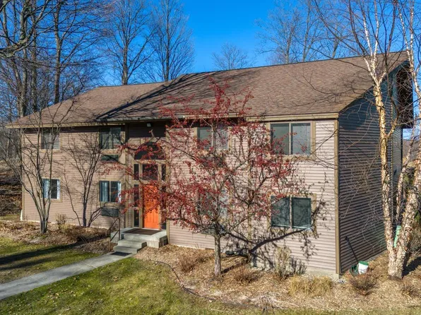 741 Maplewood Ln #9-A, Kewadin, MI 49648