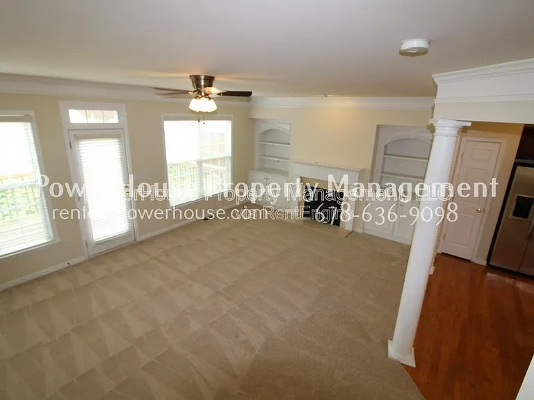 10752 Camarilla Ct — Photo 3