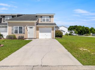 209 Jessie Cir, Hubert, NC 28539