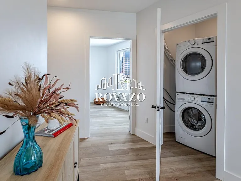 39-40 Madison St #503B — Photo 14