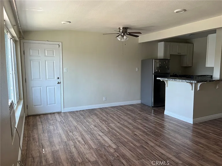 626 N Anna Dr — Photo 5