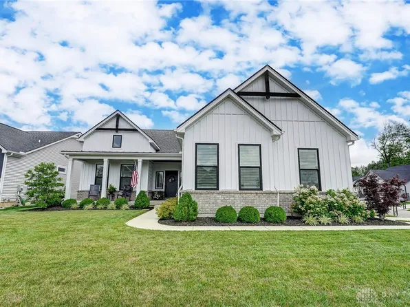9954 Rothschild Ct, Centerville, OH 45458