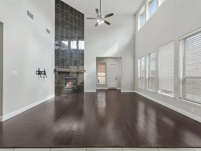 3421 Poinsettia Way — Photo 14
