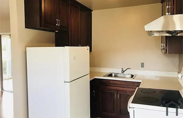 2 bed, $2,700 — Photo 2