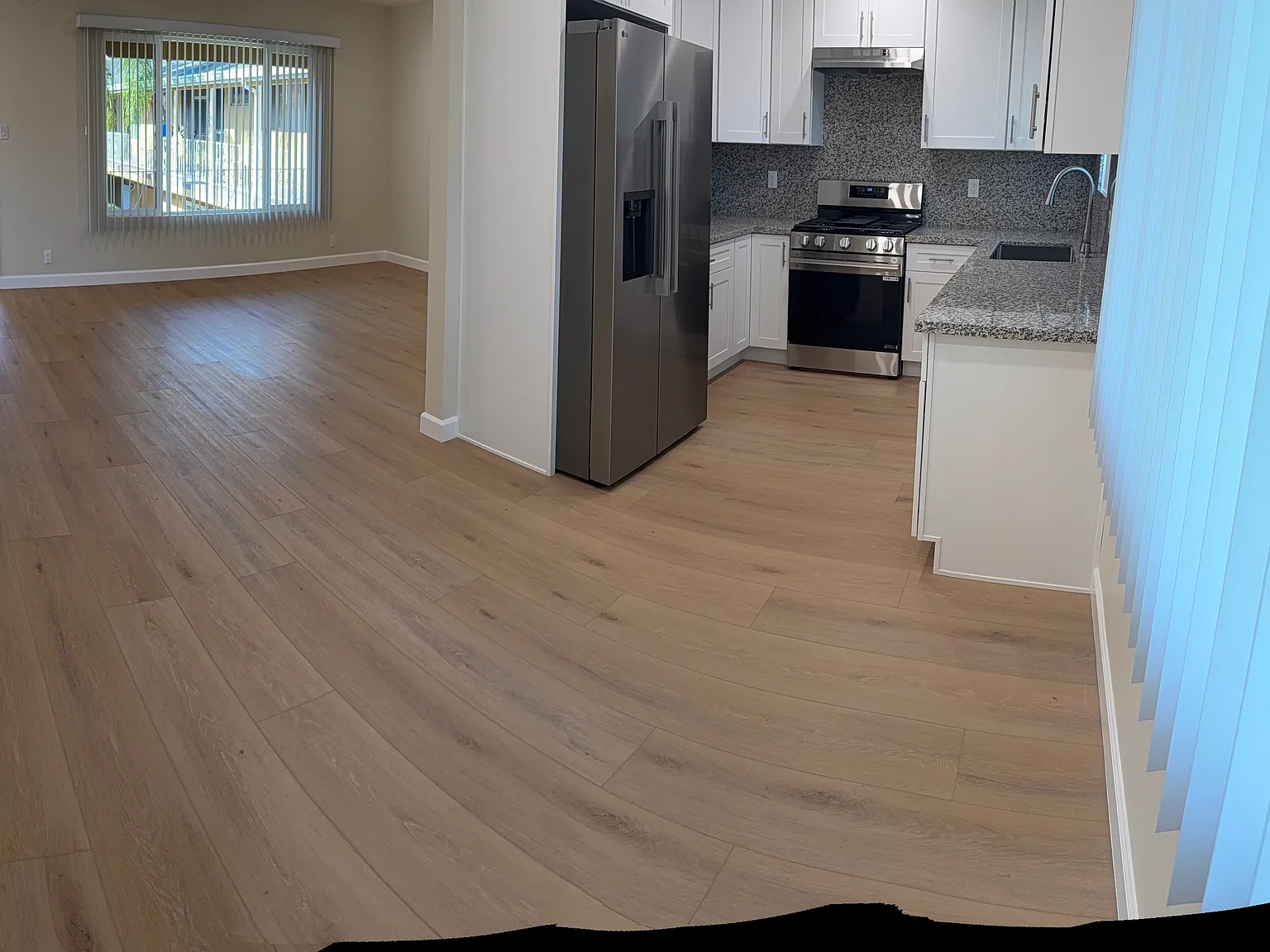 2 bed, 944 sqft, $2,800 — Photo 2