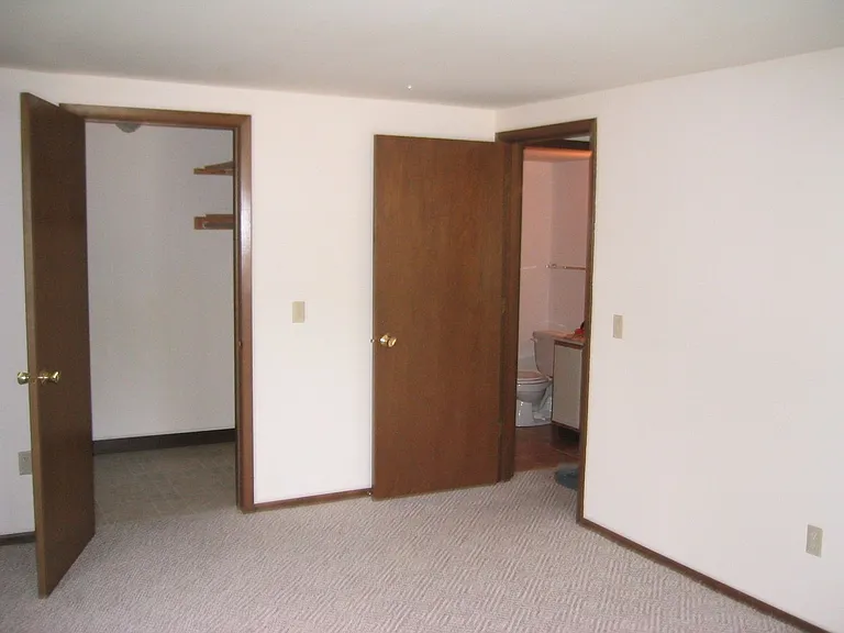 1526 Kenilworth Ct — Photo 14