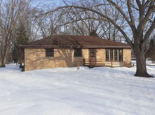 9490 S 96th St, Franklin, WI 53132