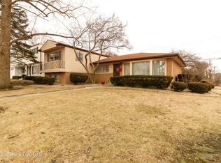 1249 Piacenti Ln, Chicago Heights, IL 60411