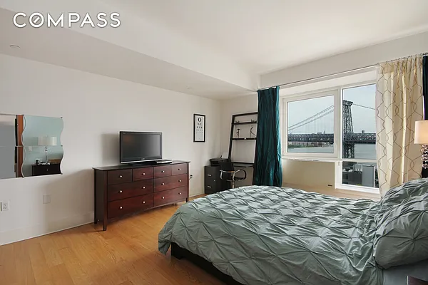 Rented by Compass | media 40